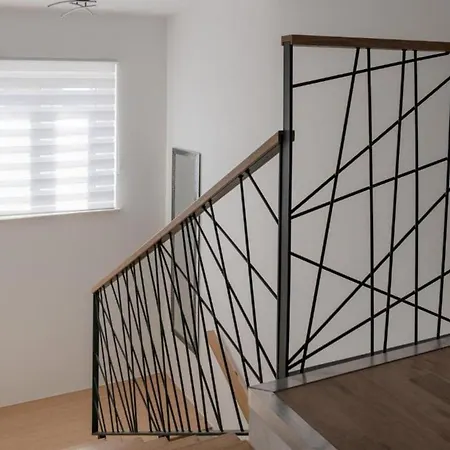 House Ester Valtura